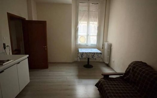 Rif.FRA1077 – Appartamento in Vendita a Bologna Centro