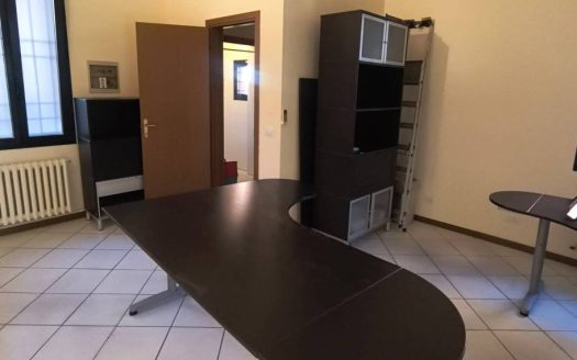 Rif.MCmassarentiufficio – Ufficio in Affitto a Bologna Murri, Massarenti